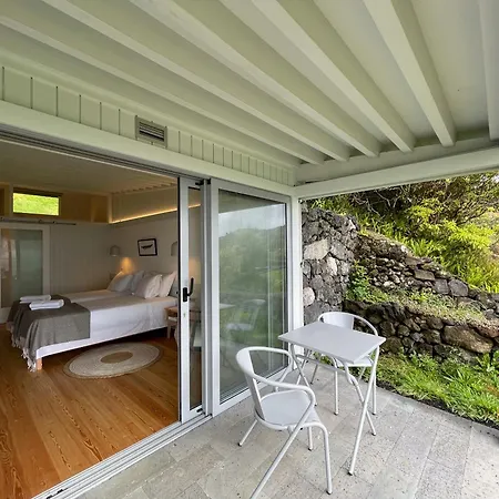 Abrigos Baleeiros Turismo No Espaco Rural Farmház