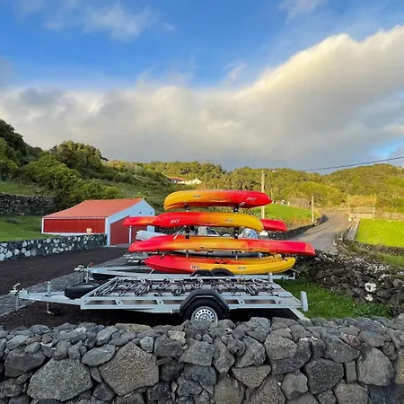 Abrigos Baleeiros Turismo No Espaco Rural *