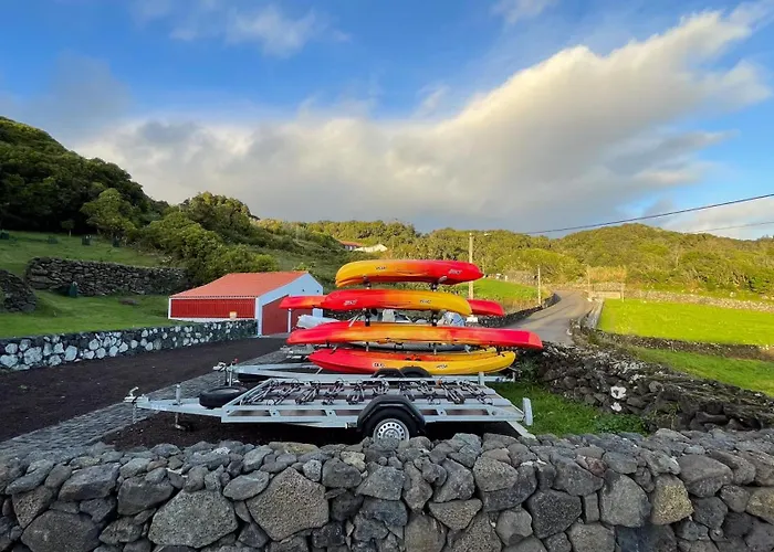 Abrigos Baleeiros Turismo No Espaco Rural *