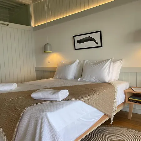 Abrigos Baleeiros Turismo No Espaco Rural 农家乐 Feiteira