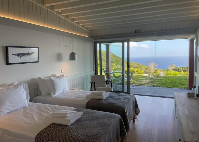 Abrigos Baleeiros Turismo No Espaço Rural Alojamento de Turismo Rural