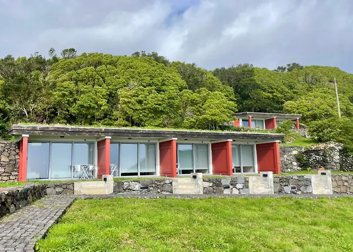 Alojamento de Turismo Rural Abrigos Baleeiros Turismo No Espaço Rural Feiteira